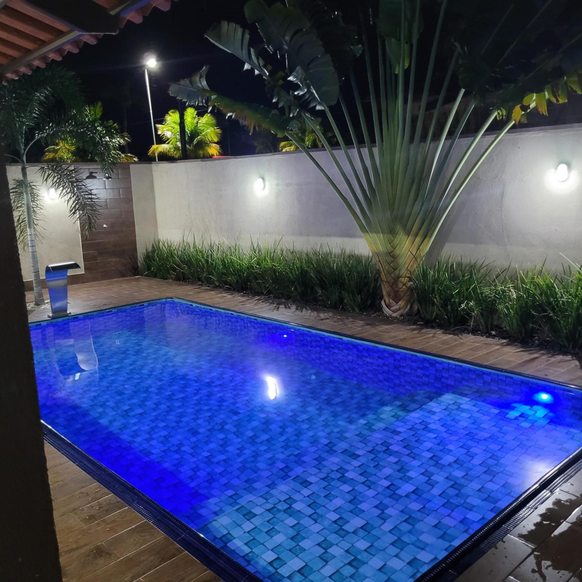 Paraiso De Aruana - Rio Araguaia - Imovel Recem Construido!! Novissimo!!!! A Piscina E Aquecida!!! Exterior foto
